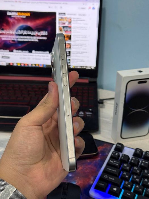 Iphone 15 pro max srooochna