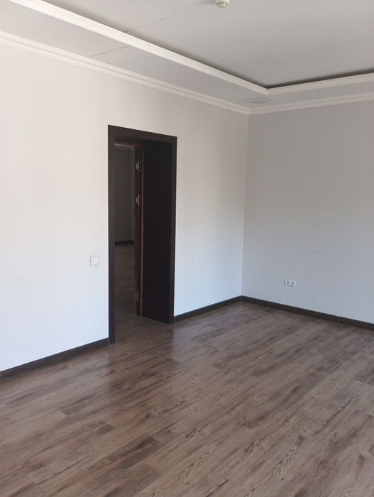 С ремонтом,сдам под офис на октепе