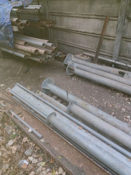 Stâlpi pentru hale,zincati noi.