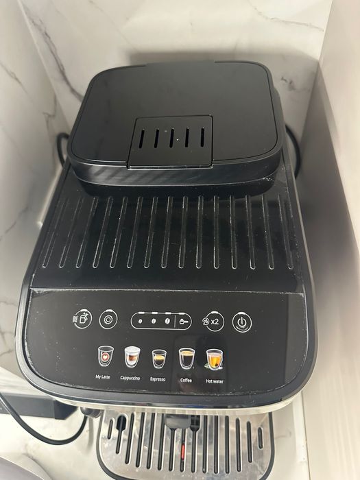 Espressor automat Delonghi Magnifica Evo