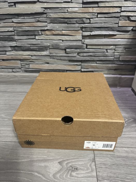 UGG Sport Yeah Spill Seam Lace-Up – Chestnut