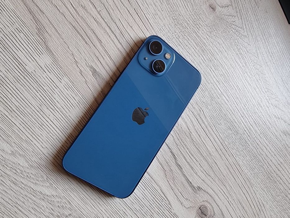 iPhone 13 256гб синий цвет