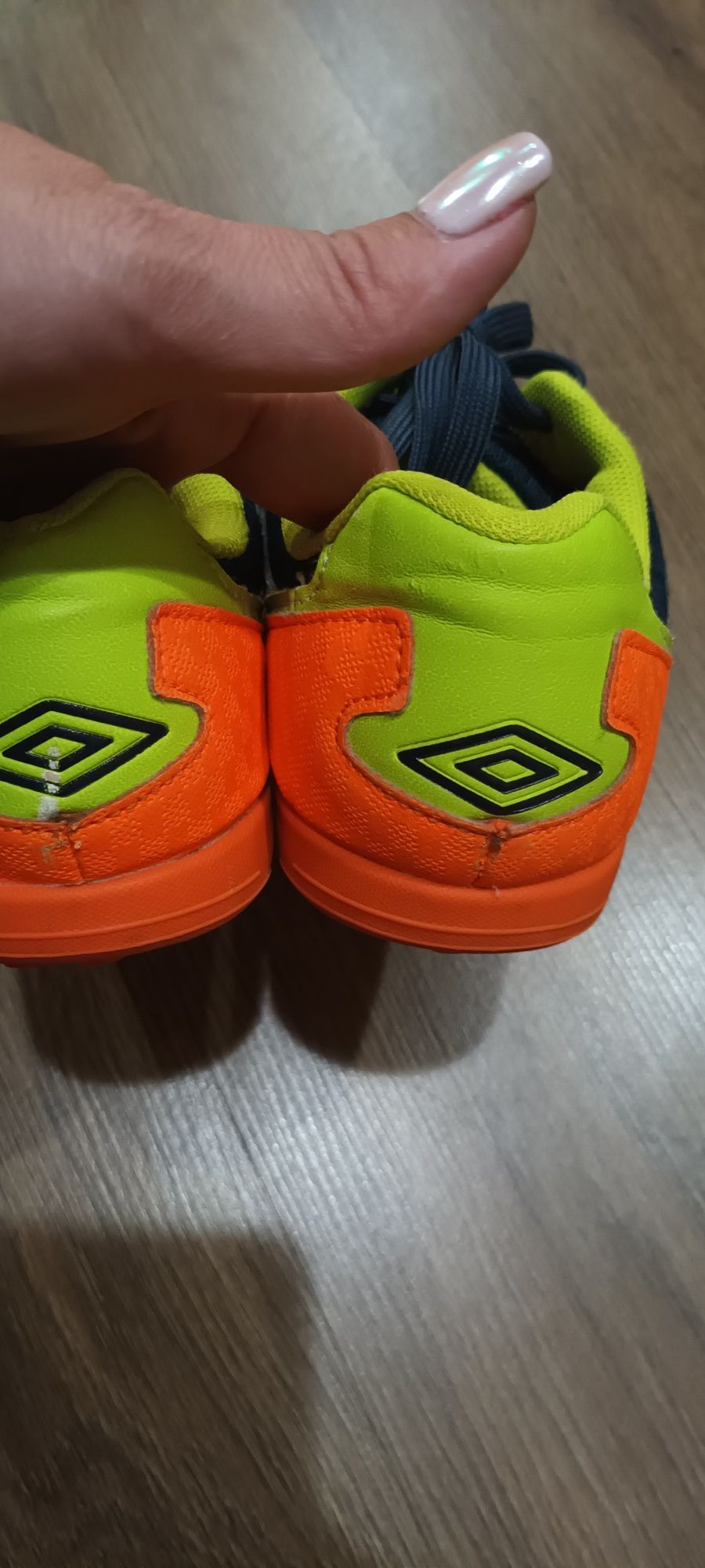 Стоножки Umbro 32 номер