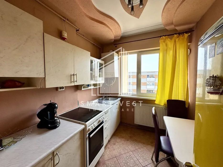 Proprietar 2 camere Centru, parcare