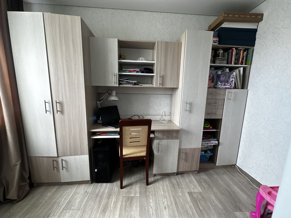Продам детскую стенку