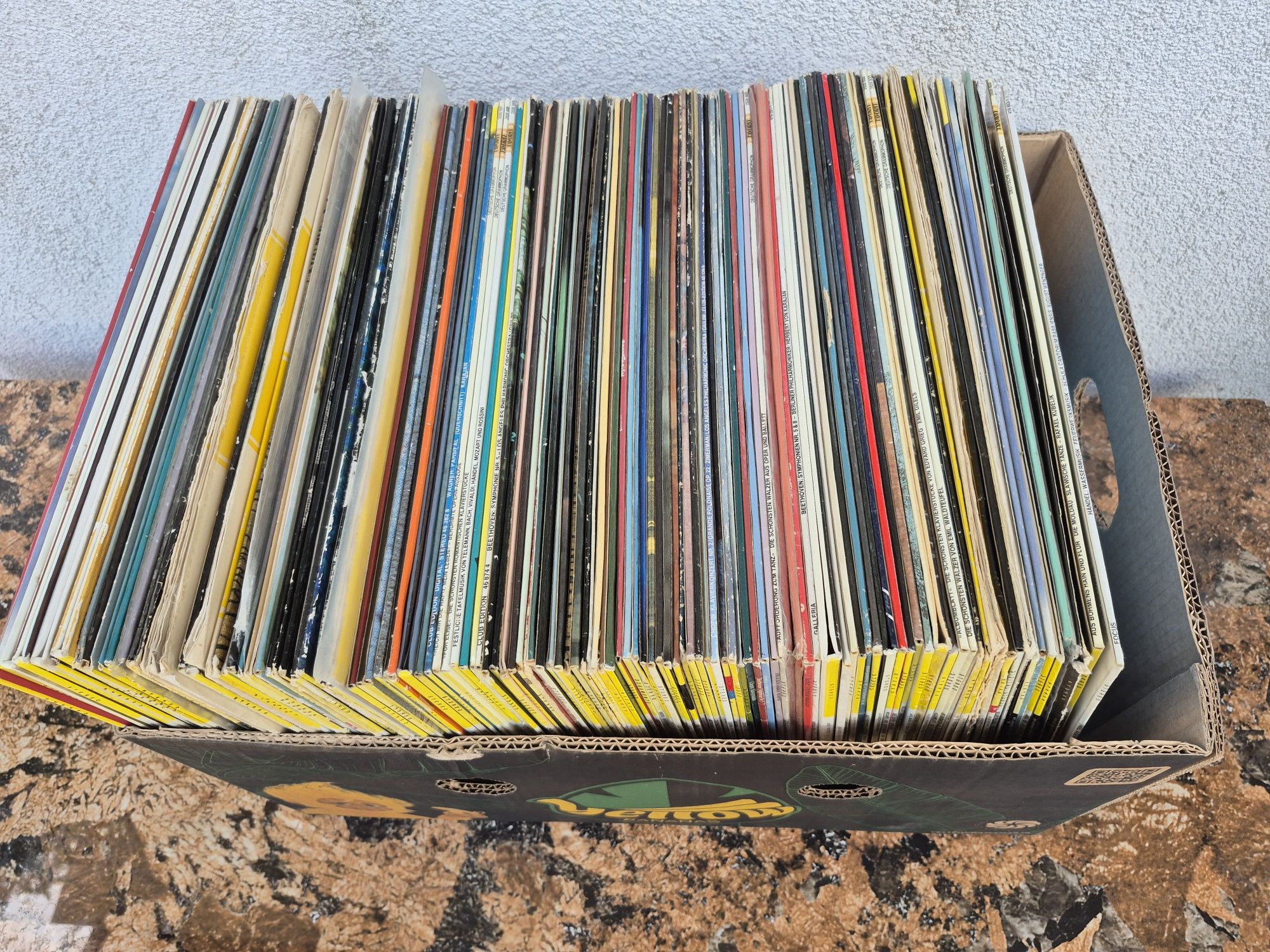 Vând colecție 150lp discuri vinil Deutsche Grammophon muzică clasică