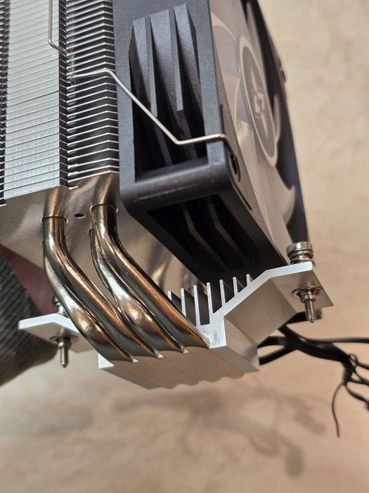 Cooler procesor Serioux 120 mm, aRGB, compatibil AMD si Intel, nou