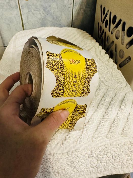 Лента для наращивания ногтей