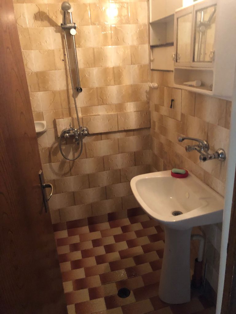 Дава се под наем Двустаен апартамент в Видин, Химик - 64 кв.м за 204 € - Снимка #3