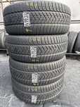 255/60/18 Pirelli M+S