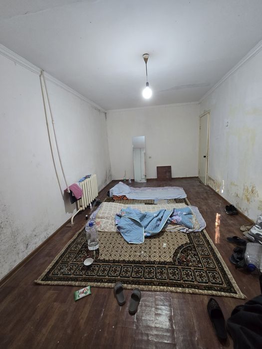 Фархадский базар 1/1/5 балкон 2×3 45,2у.е. подОфис 36м². Чиланзар-13