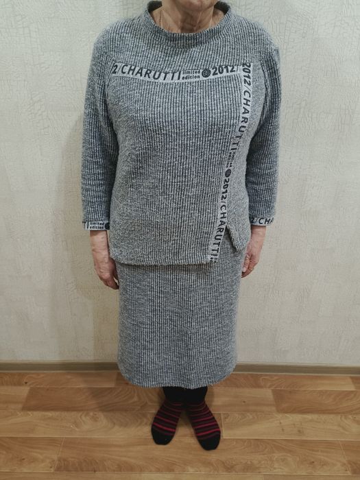 Трикотажный костюм юбка