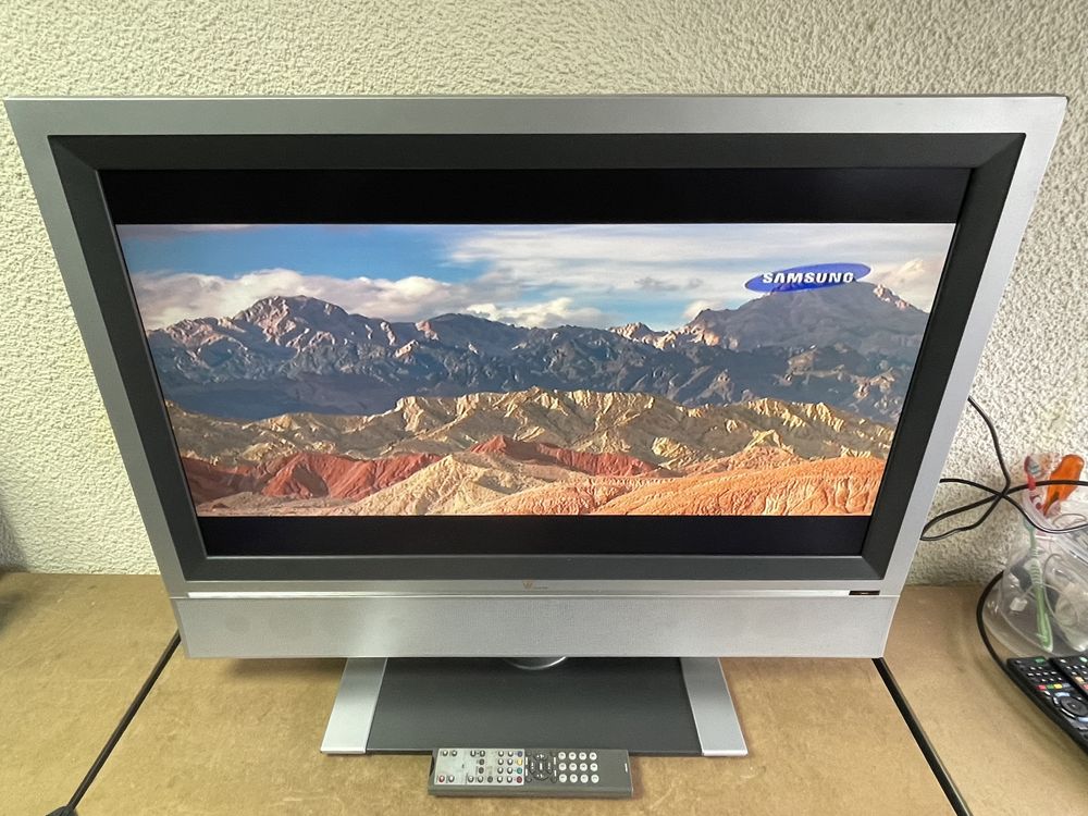 Телевизор V7 VIDEOSEVEN LCD 32” - LTV32H