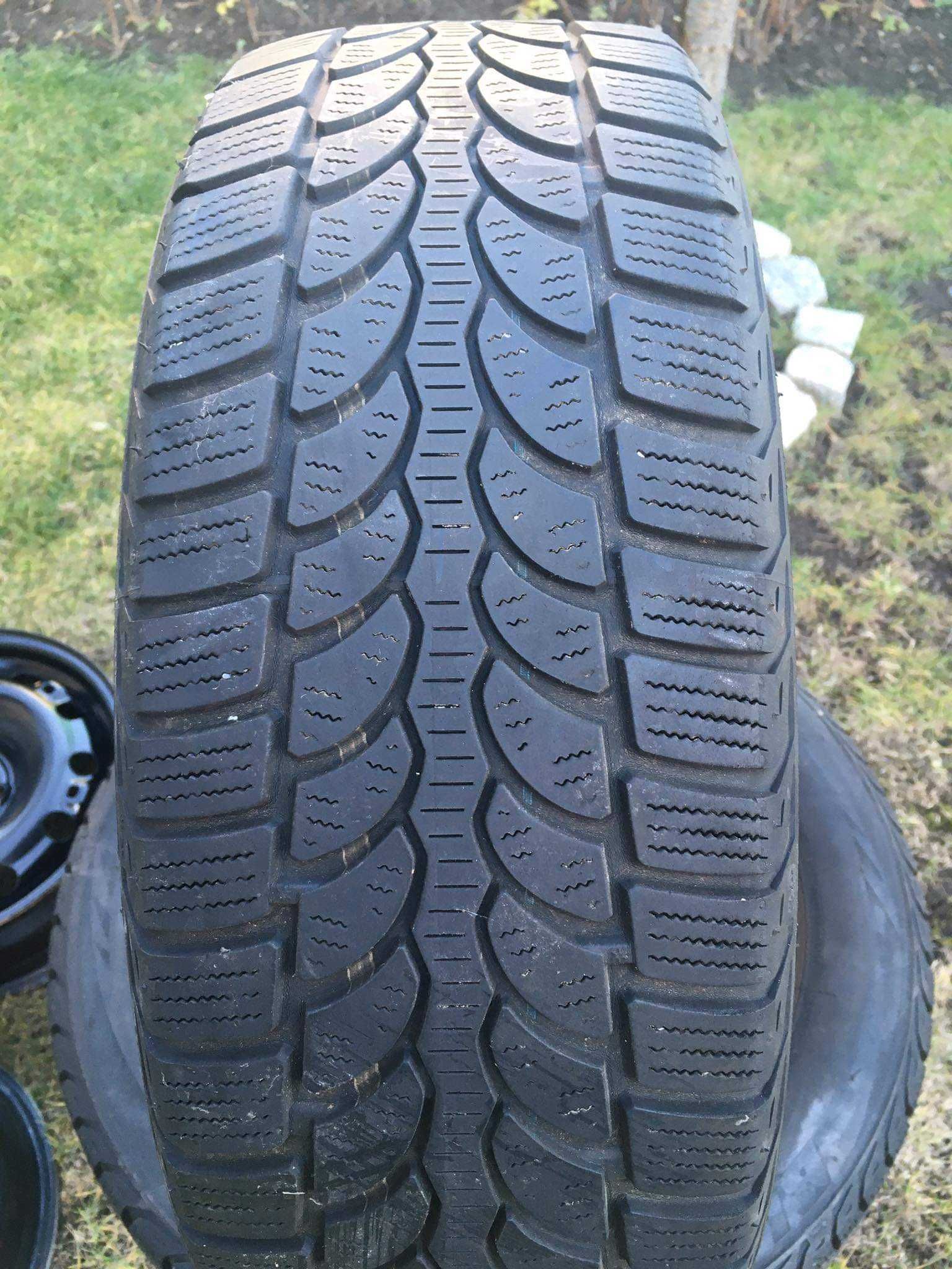 4бр. зимни гуми 185/60 R15 Bridgestone Blizzak