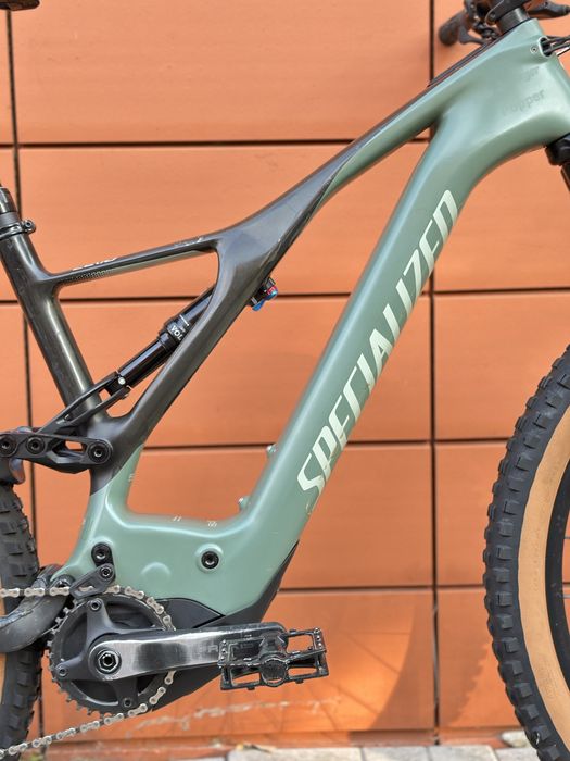 Електрически велосипед Specialized Turbo Levo Expert Carbon L 700Wh