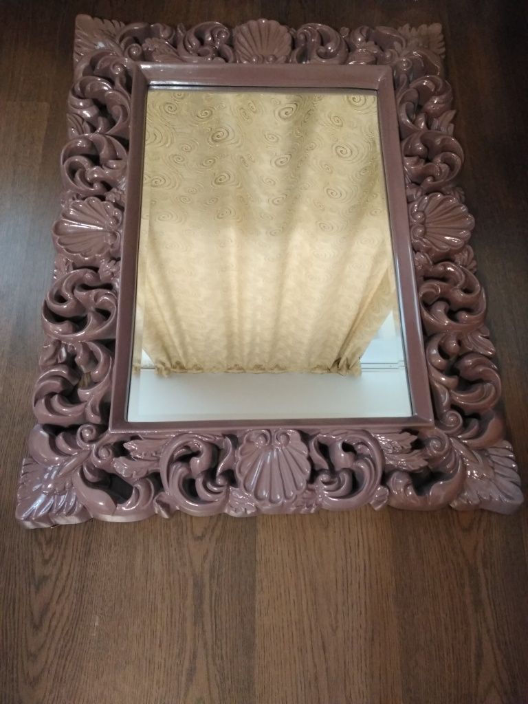 Oglinda de perete mov vintage decorativa cu ornamente stil baroc