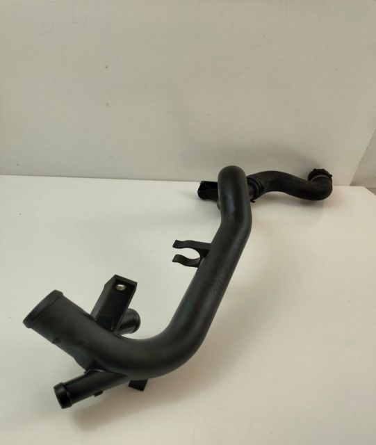 Conducta apa Audi A4 cod 03l121071b  03l121071b Audi A4  seria