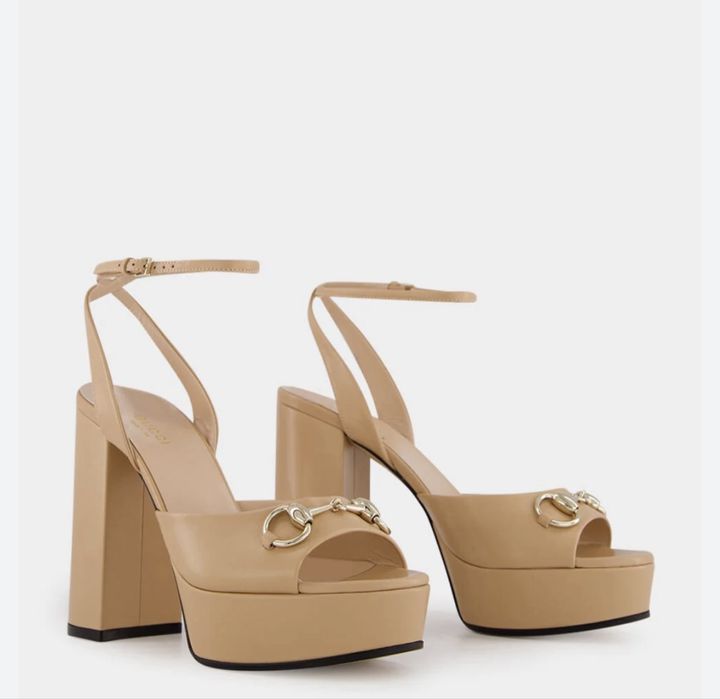 Обувки на ток всякакъв бранд