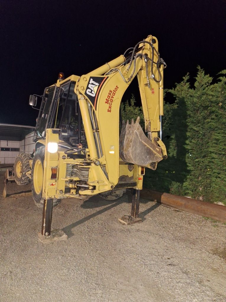 Diferite  lucrări cu bobcat, miniexcavator, buldoexcavator, tractoras