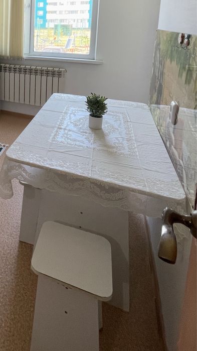 Продам большой стол