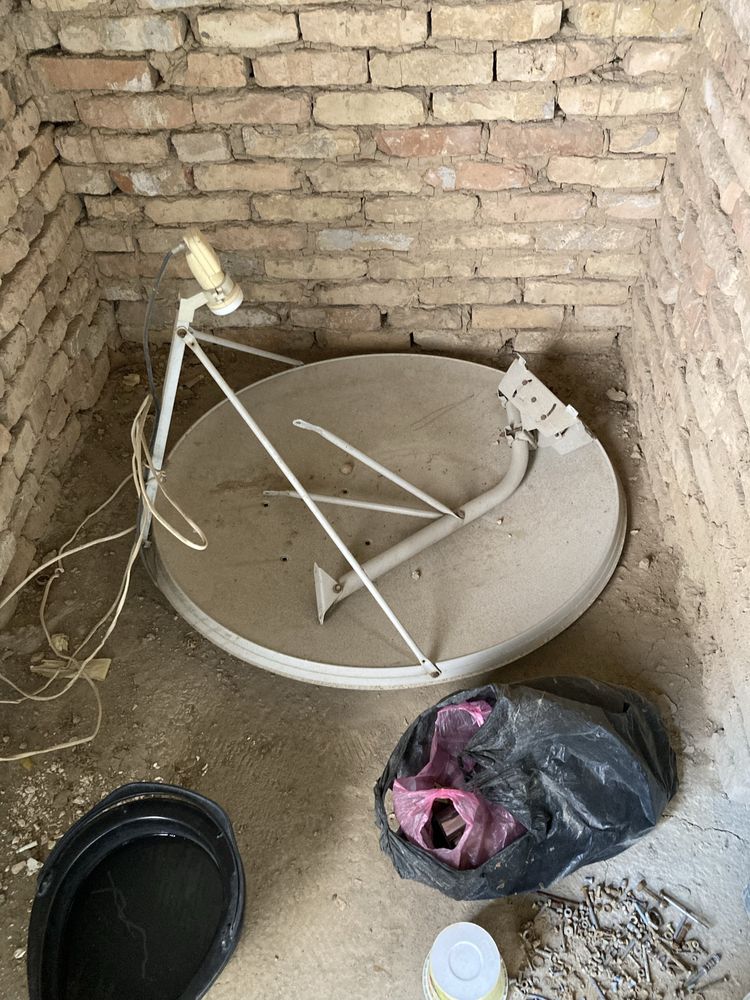 Parabalka antena sotiladi