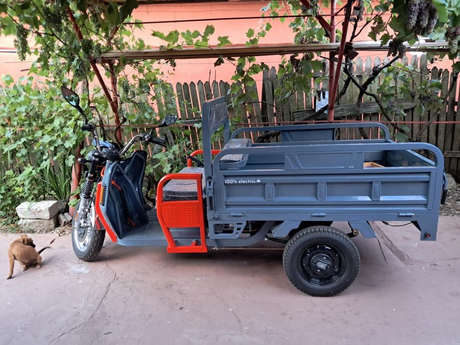 Triciclu electric NOU