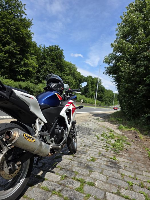 Honda CBR 250R, 2012, se conduce cu A2!