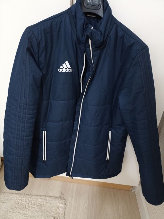 Продам куртку Adidas оригинал