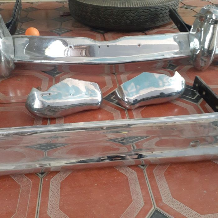 Здравствуйте продаю запчасти для газ21 волга звоните по телефону