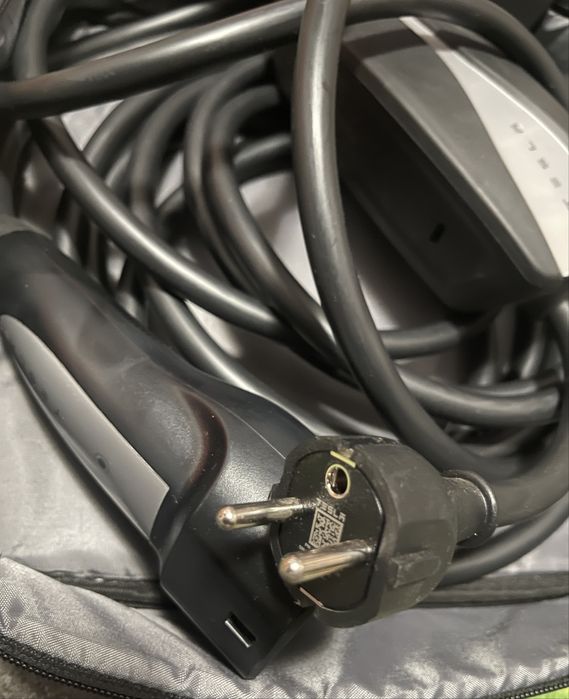 Cablu incarcare Tesla/ accept si schimb