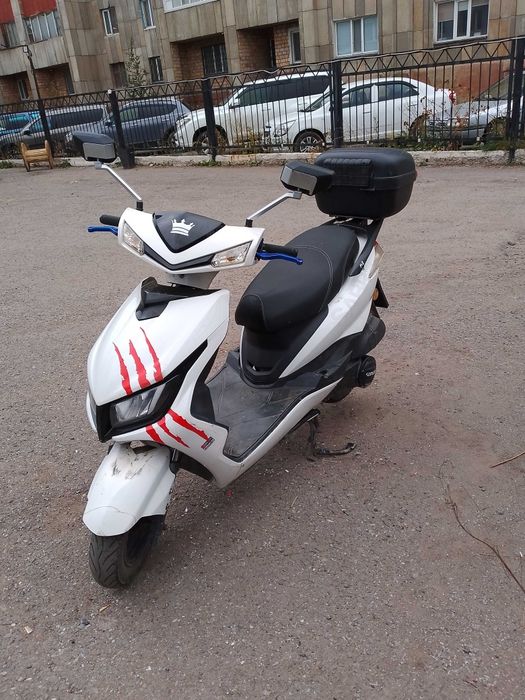 Продам мопед скутер 150 куб