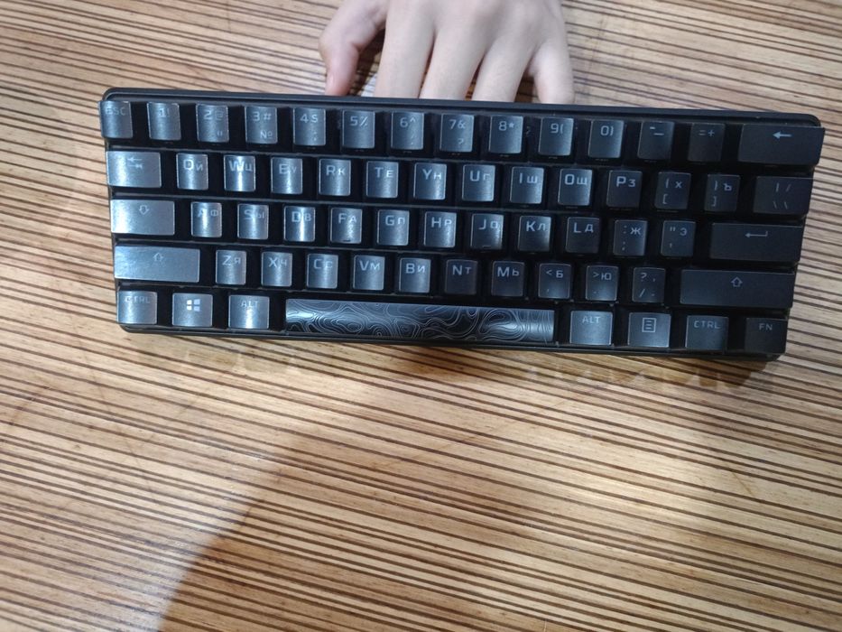 Клавиатура HyperX alloy origins 60
