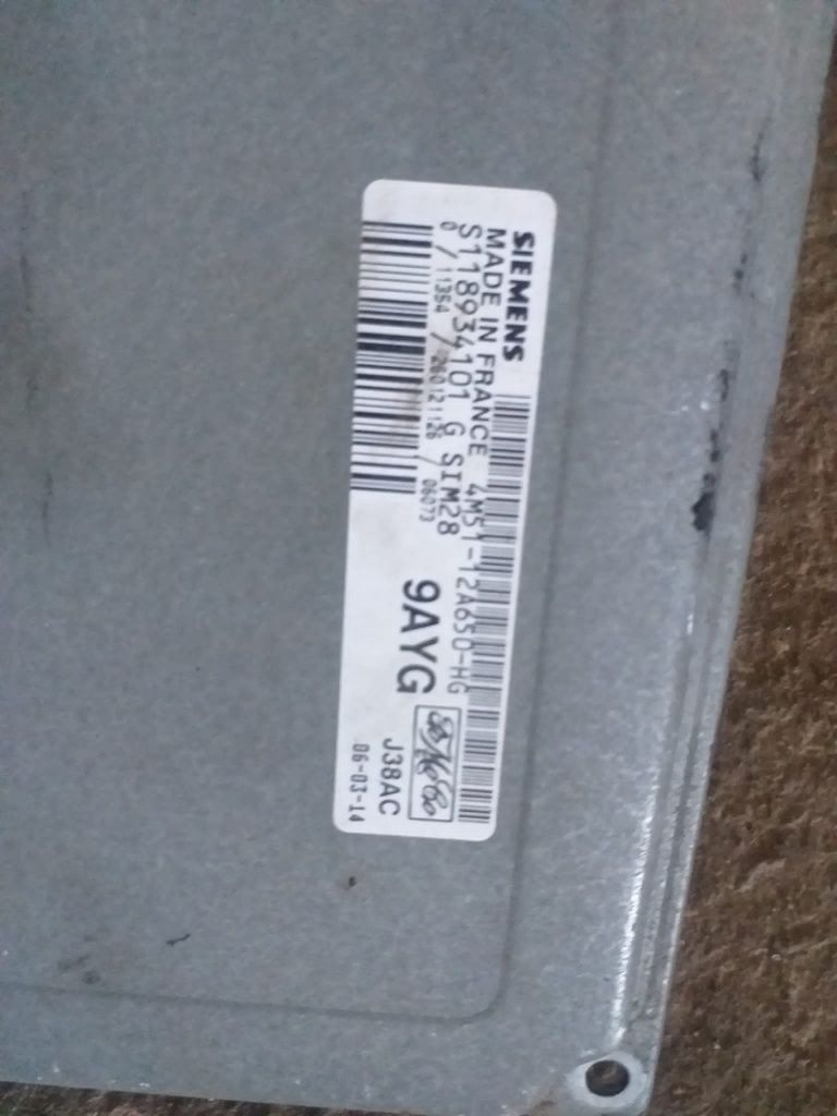 Calculator motor ford focus 2 1.6 benzina 4M51-12A050HG