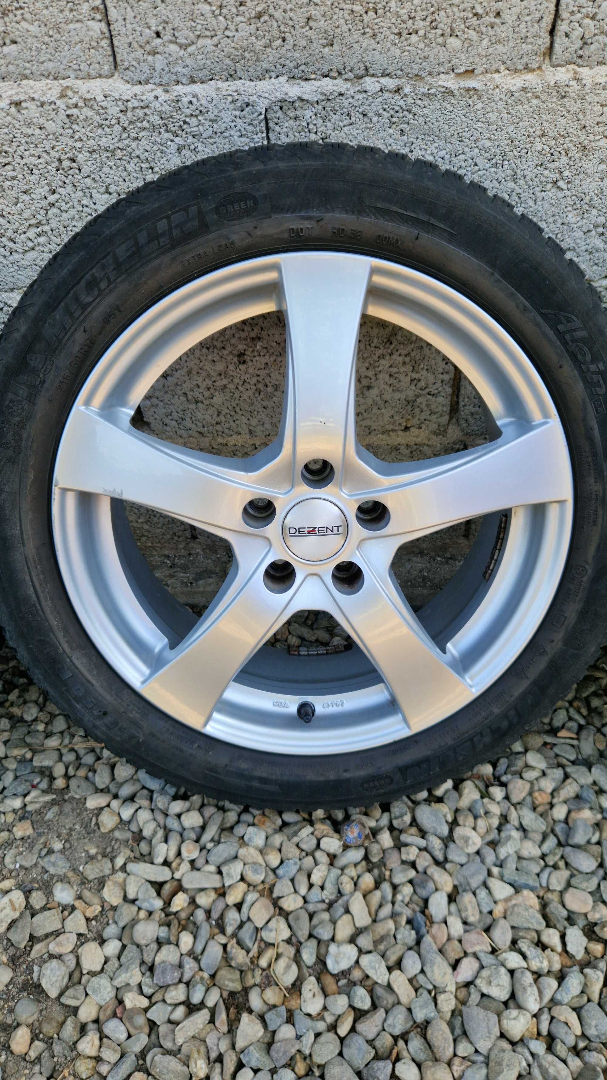 Форд джанти DEZEND със зимни гуми  215/50/17 ET48 7J×17 5×108 цо 63>70