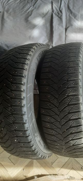 Продаю автошины зимние шипованные 1