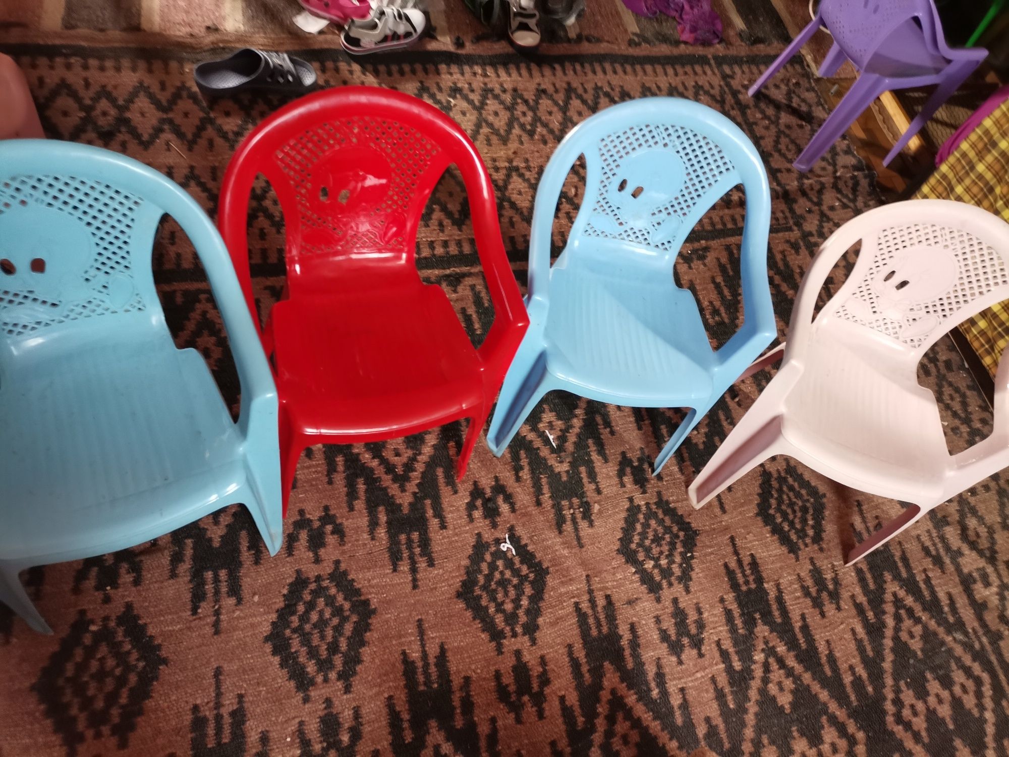 Детски столове пластмаса