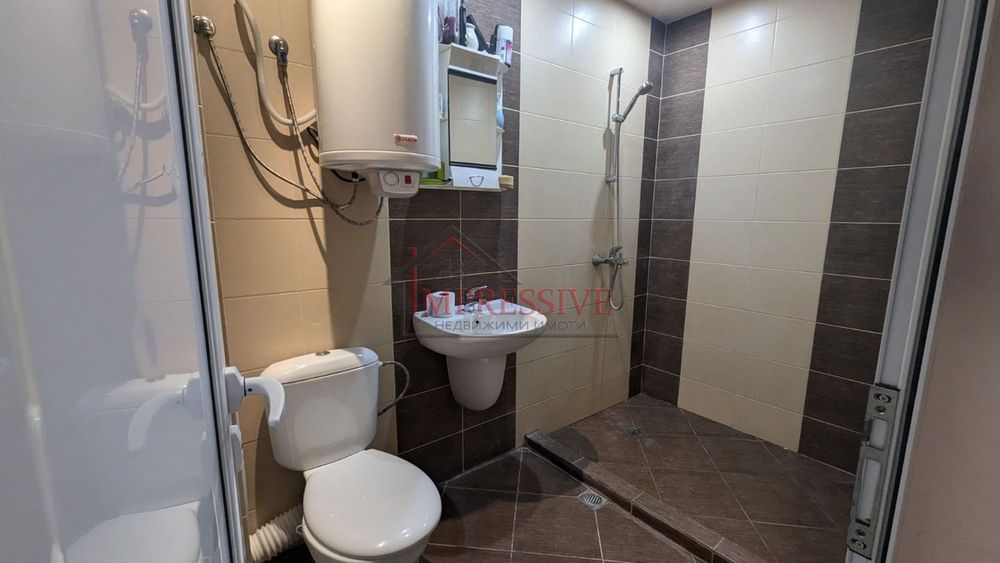 Дава се под наем Тристаен апартамент в Варна, м-т Траката - 80 кв.м за 625 € - Снимка #7