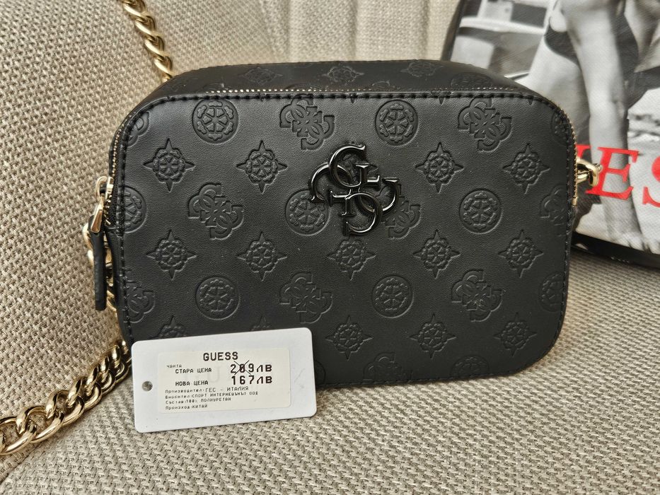 Дамска чанта GUESS