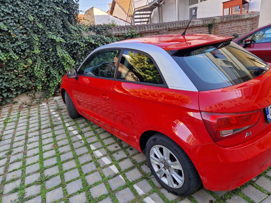 Vând Audi A1, an 2011