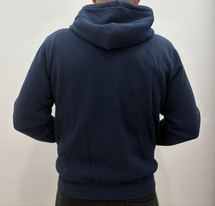 Мъжки суичъри изчистени