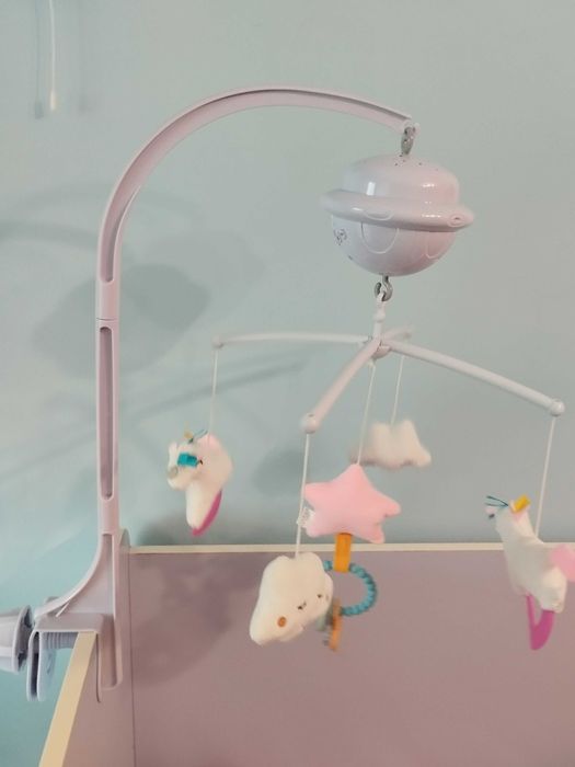 Бебешка  музикална играчка за кошара