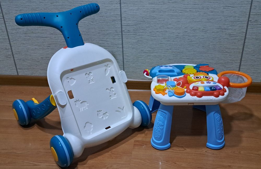 Игрушка , Толокар  и столик,  новое