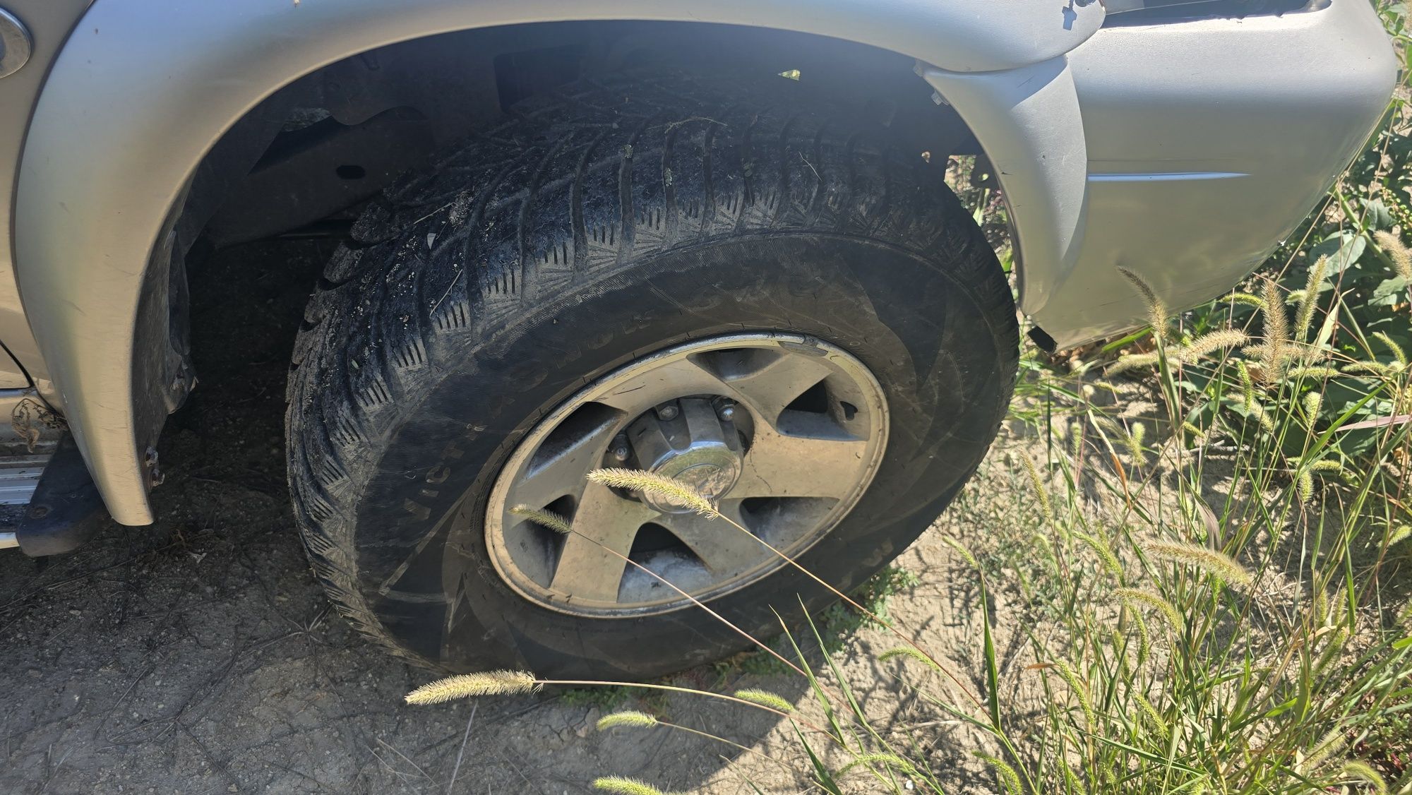 Mitsubishi l200 2.5td 116 коня на части