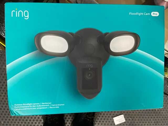 Cameră supraveghere Ring Floodlight Cam Pro,HDR, Wi-Fi,negru,sigilat