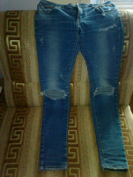 Джинсы для девушек.