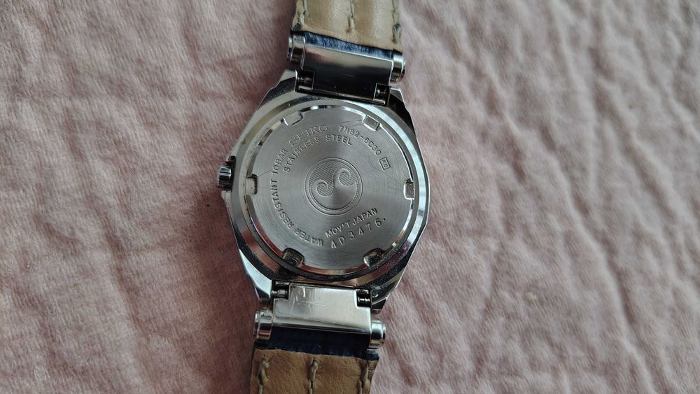 Ceas unisex Seiko SQ 100