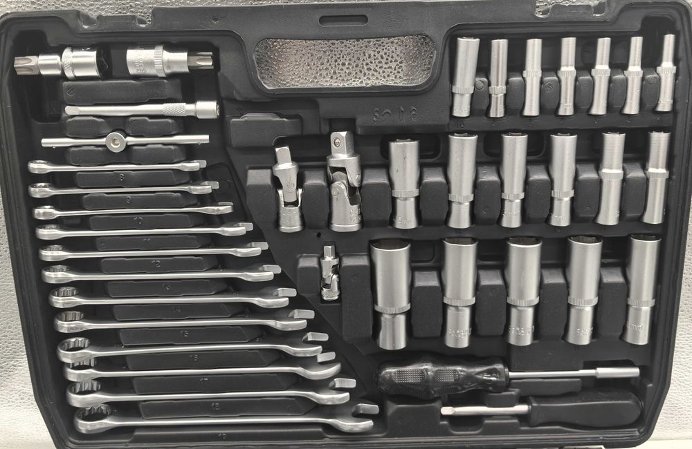 Trusa de chei completa 216 piese – profesionala si practica