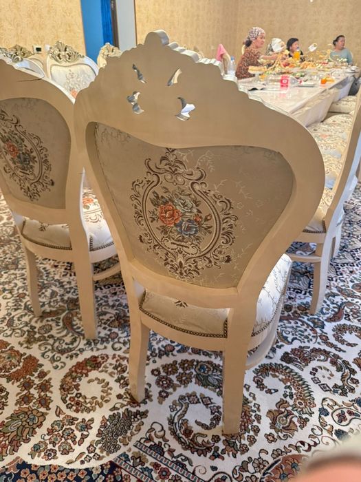 Стулья сатылады ..