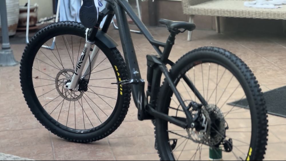 Cube full suspension 2022