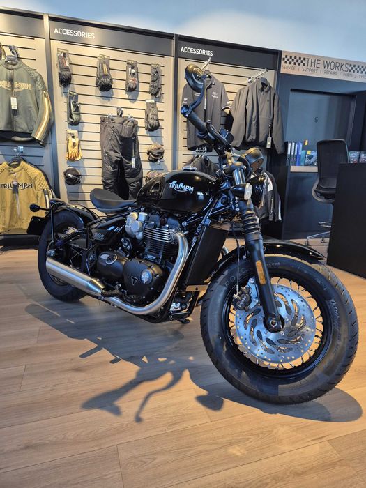 Motocicleta Triumph Bonneville Bobber 2025 | Leasing | Rate